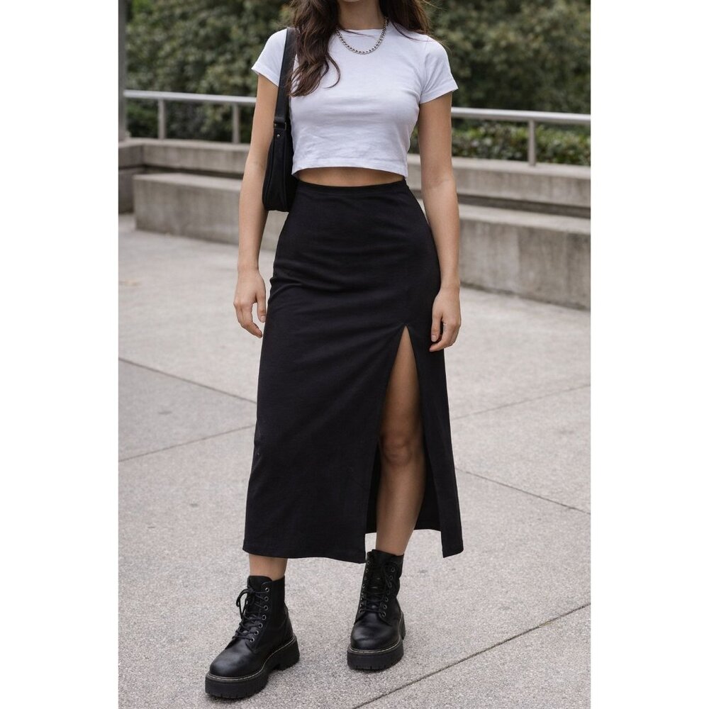Forever 21 Black Maxi Skirt 2X Y2K Minimalist Chic Slit Travel Wear